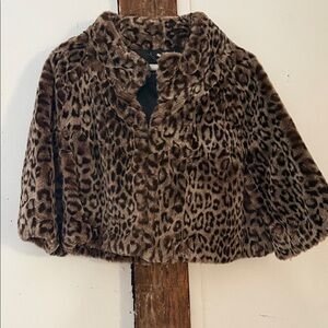 Banana Republic Women’s Leopard Faux Fur Cape - Petite Large